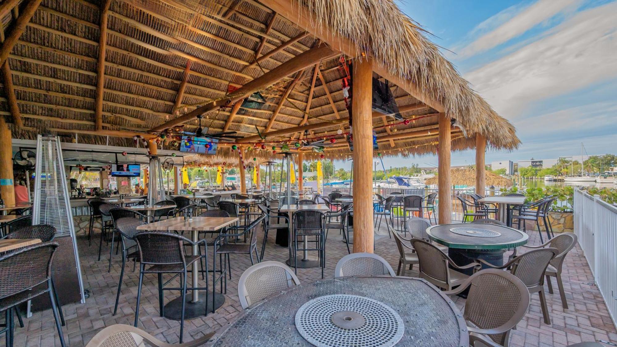 All-New Waterfront With Balcony,Pool,Tiki Bar,Gym Sarasota Eksteriør bilde