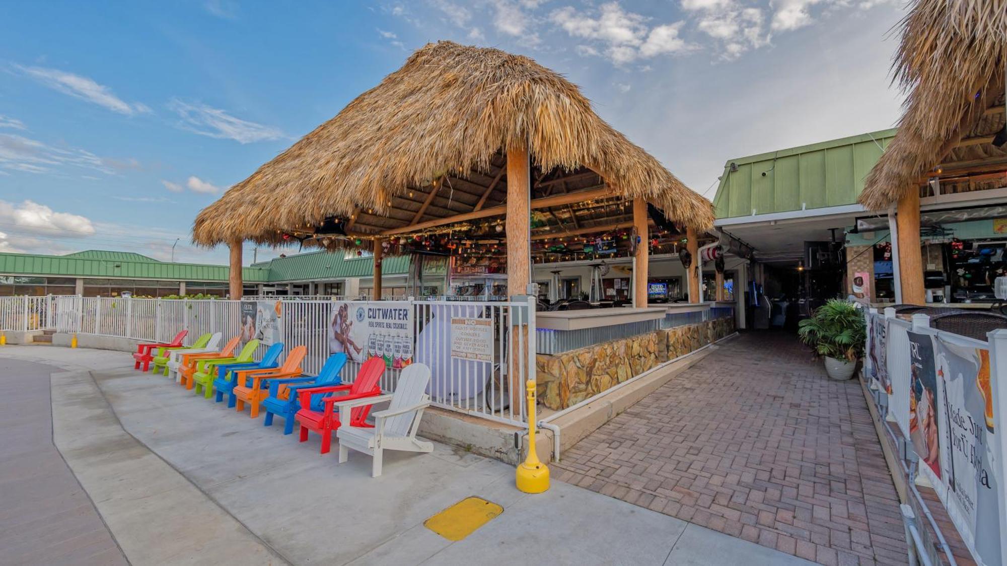 All-New Waterfront With Balcony,Pool,Tiki Bar,Gym Sarasota Eksteriør bilde