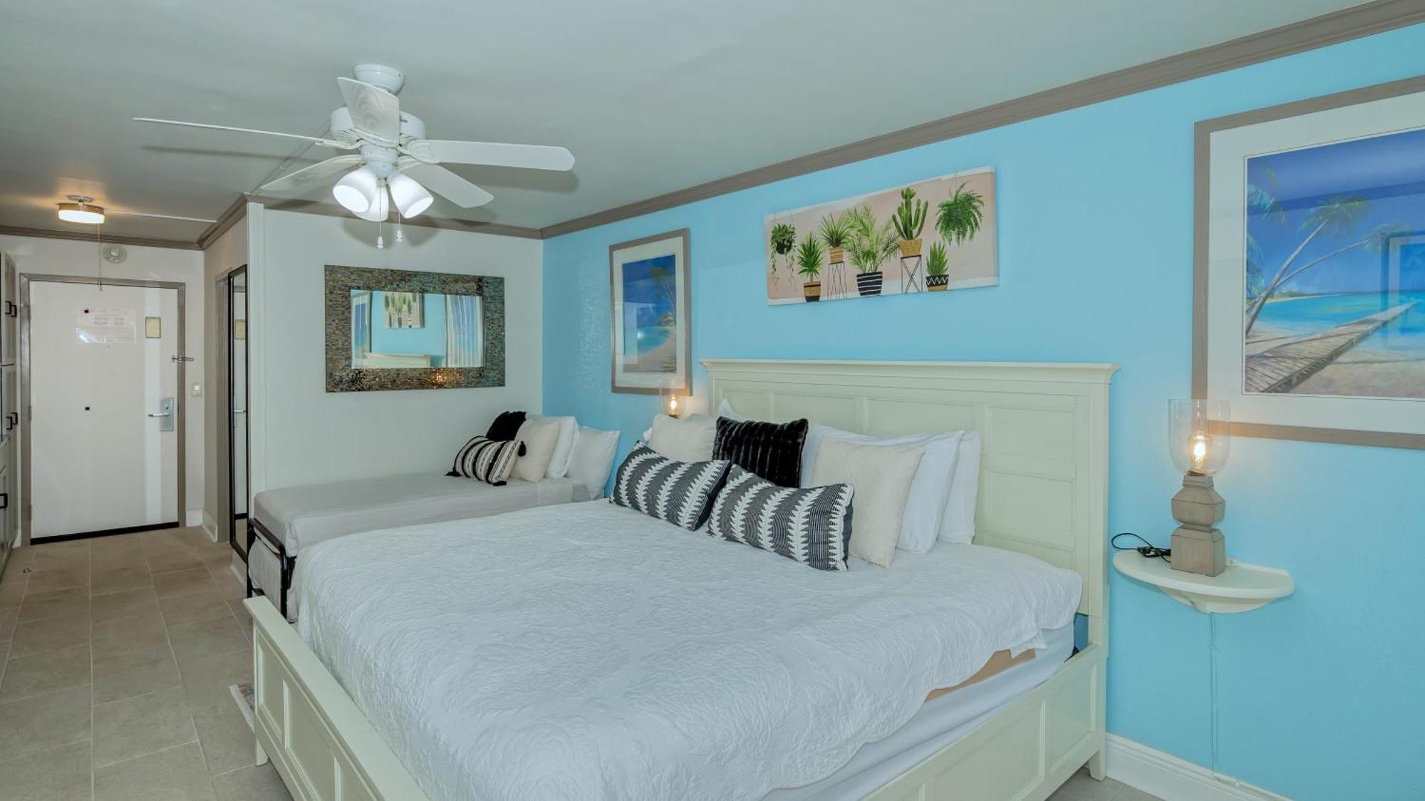 All-New Waterfront With Balcony,Pool,Tiki Bar,Gym Sarasota Eksteriør bilde