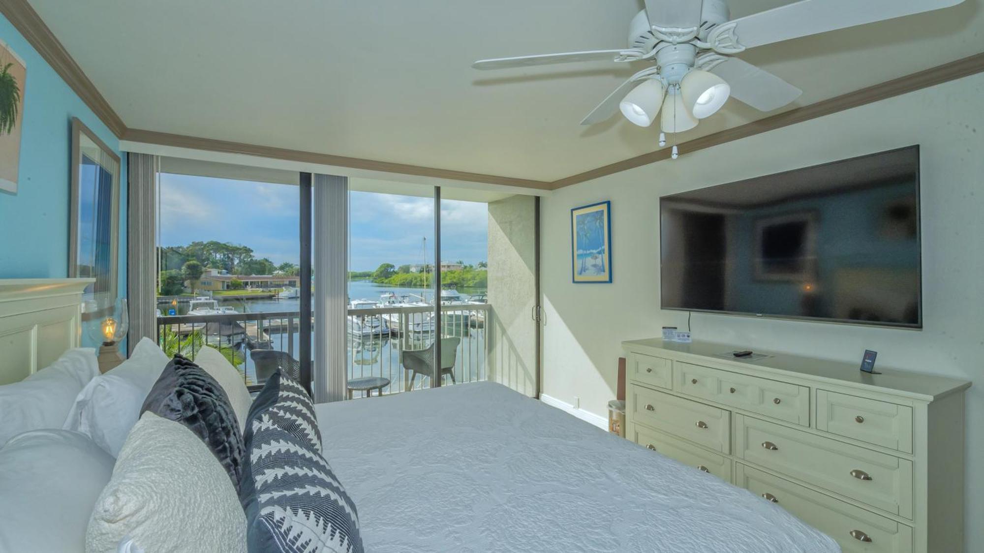 All-New Waterfront With Balcony,Pool,Tiki Bar,Gym Sarasota Eksteriør bilde